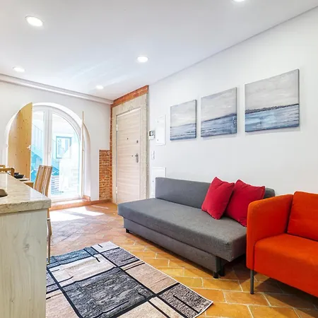 Homey Haven With A Rustic Charm Appartement *